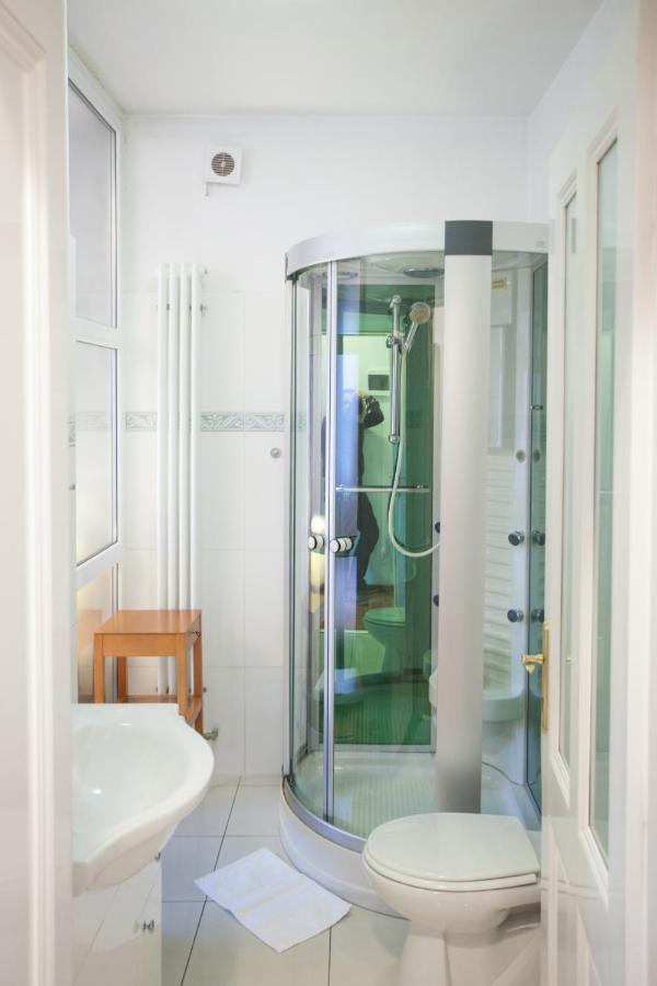 Vila Rosa Vukovar Bed & Breakfast Eksteriør bilde