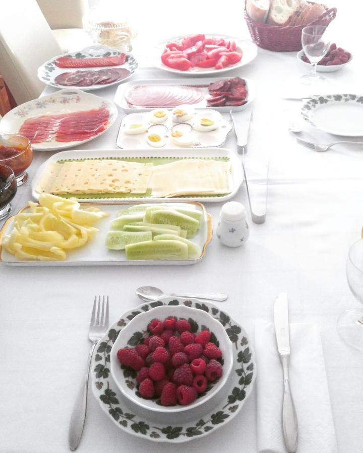 Vila Rosa Vukovar Bed & Breakfast Eksteriør bilde