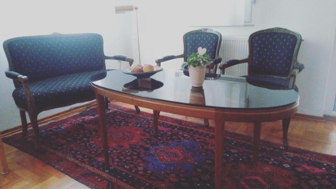 Vila Rosa Vukovar Bed & Breakfast Eksteriør bilde